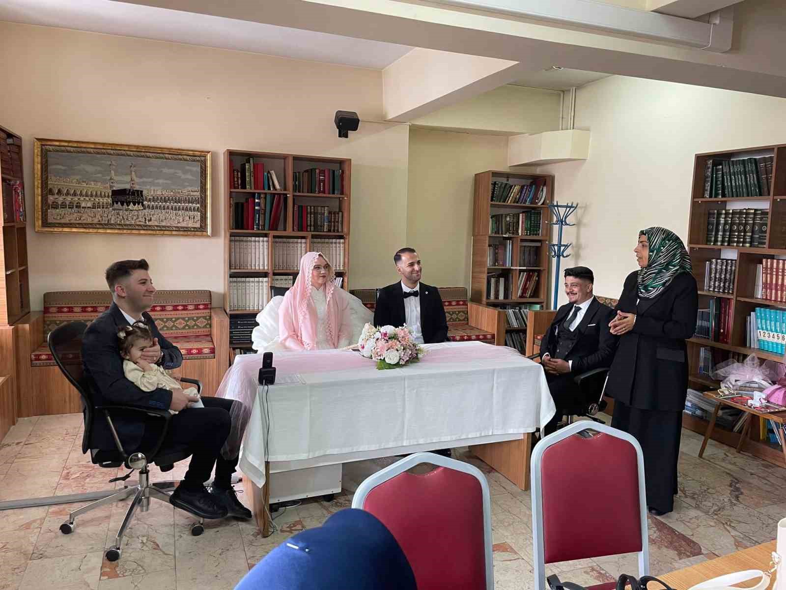 Erzincan’a Estonyalı gelin