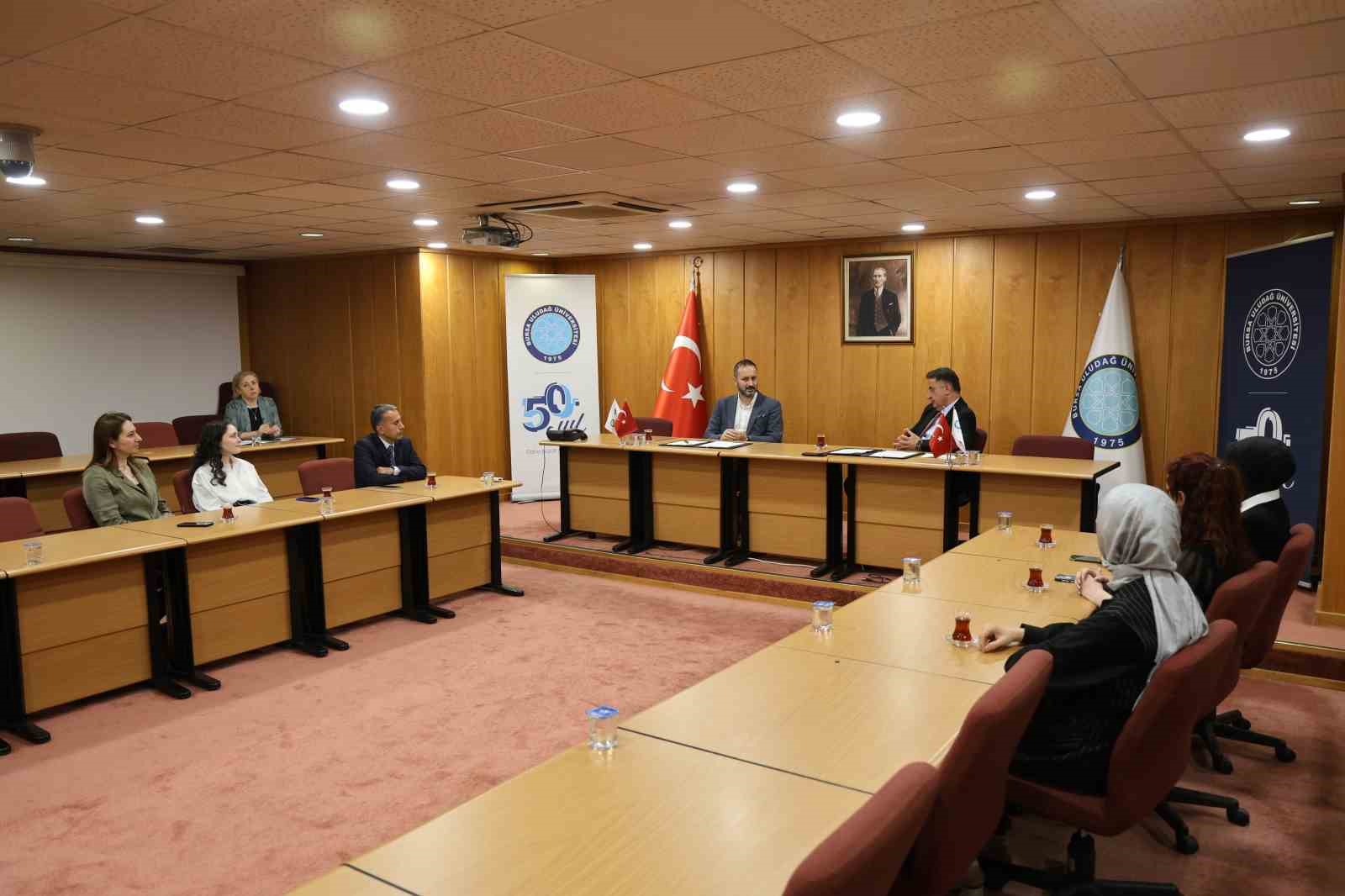 Dünyanın en yaygın tasarım yazılımı BUÜ’de kullanılacak