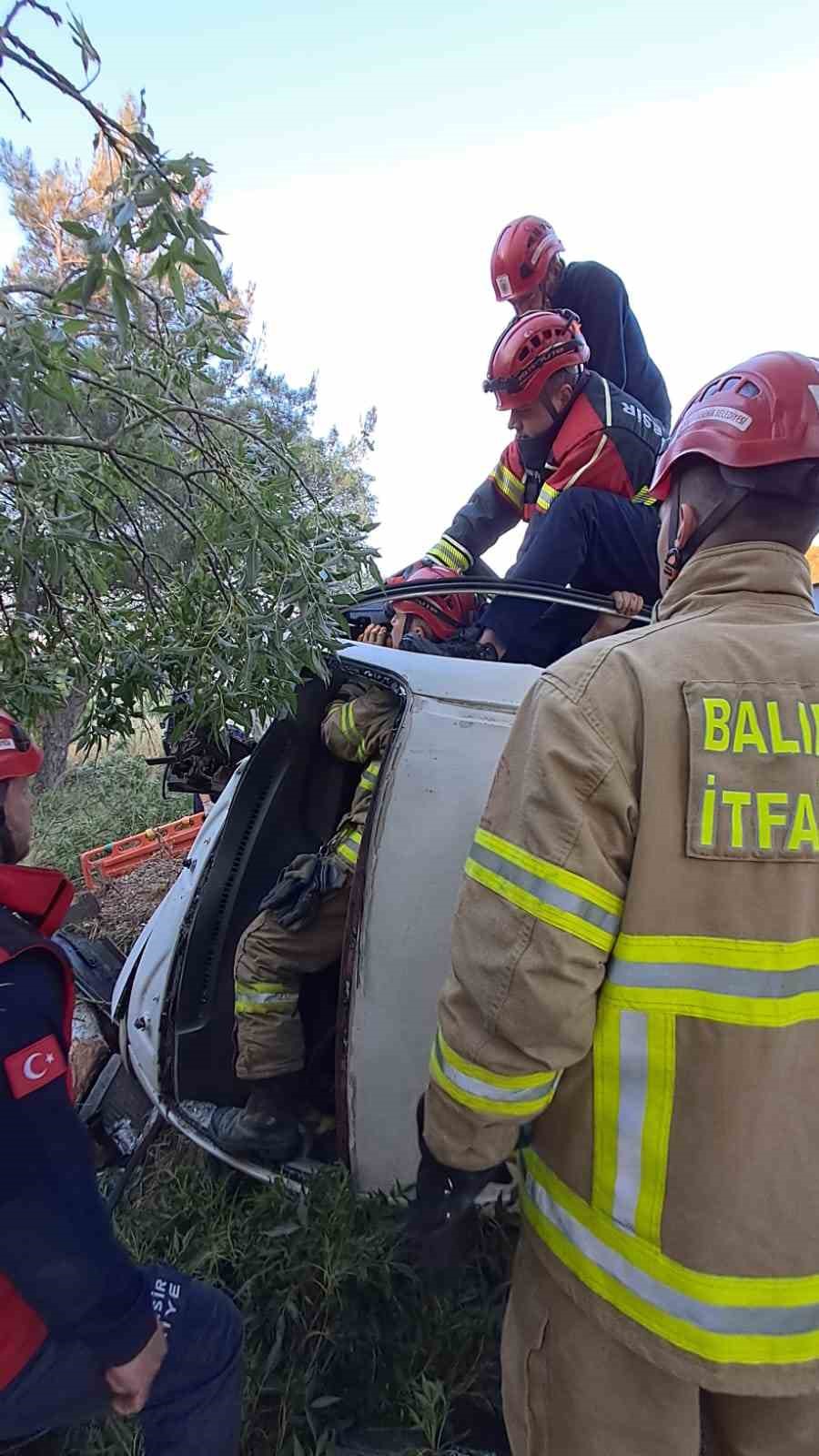 Balıkesir’de kamyonet kaza sonucu ters döndü; 1 yaralı