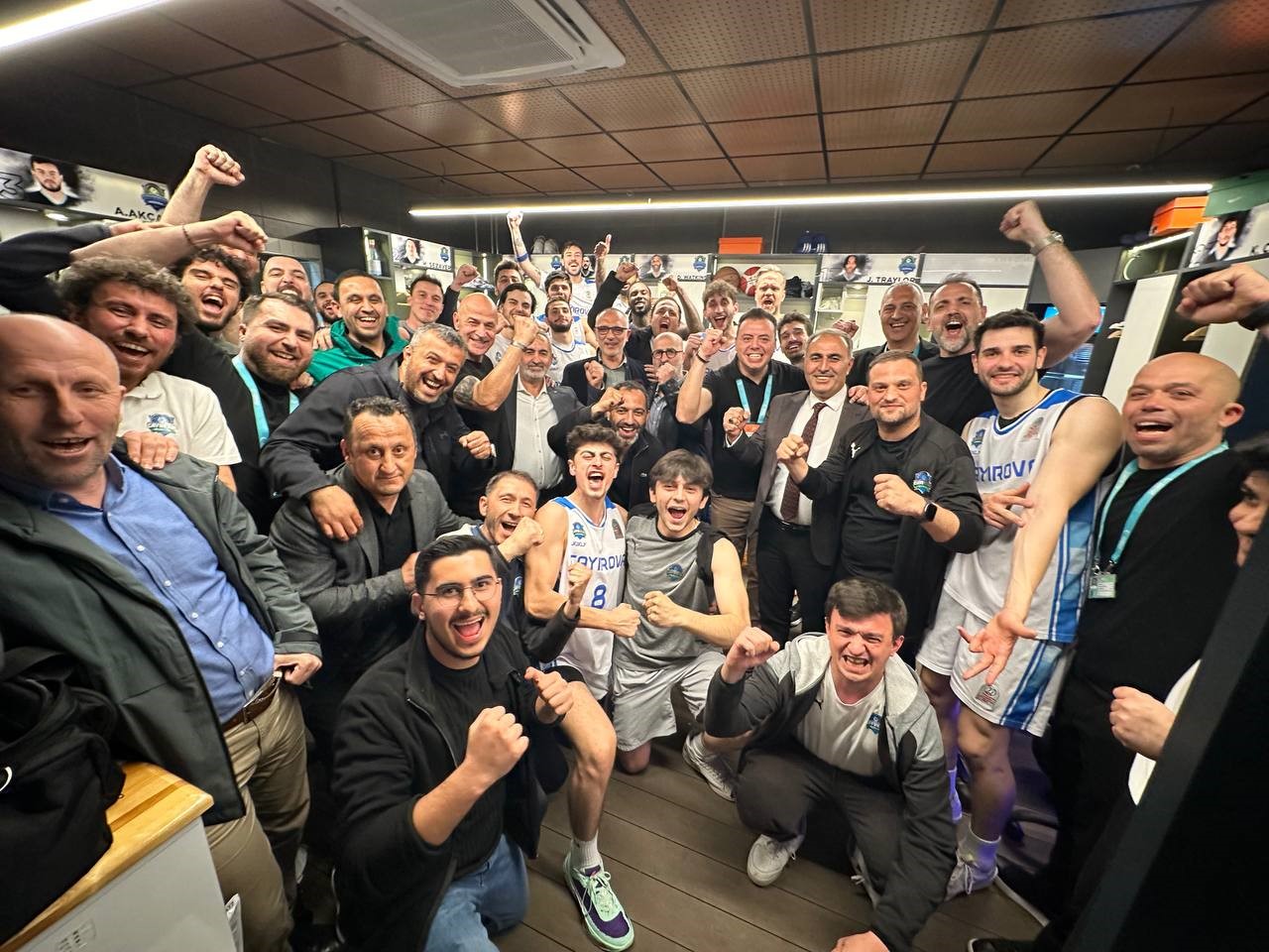 Çayırova Belediyesi yarı finale yükseldi