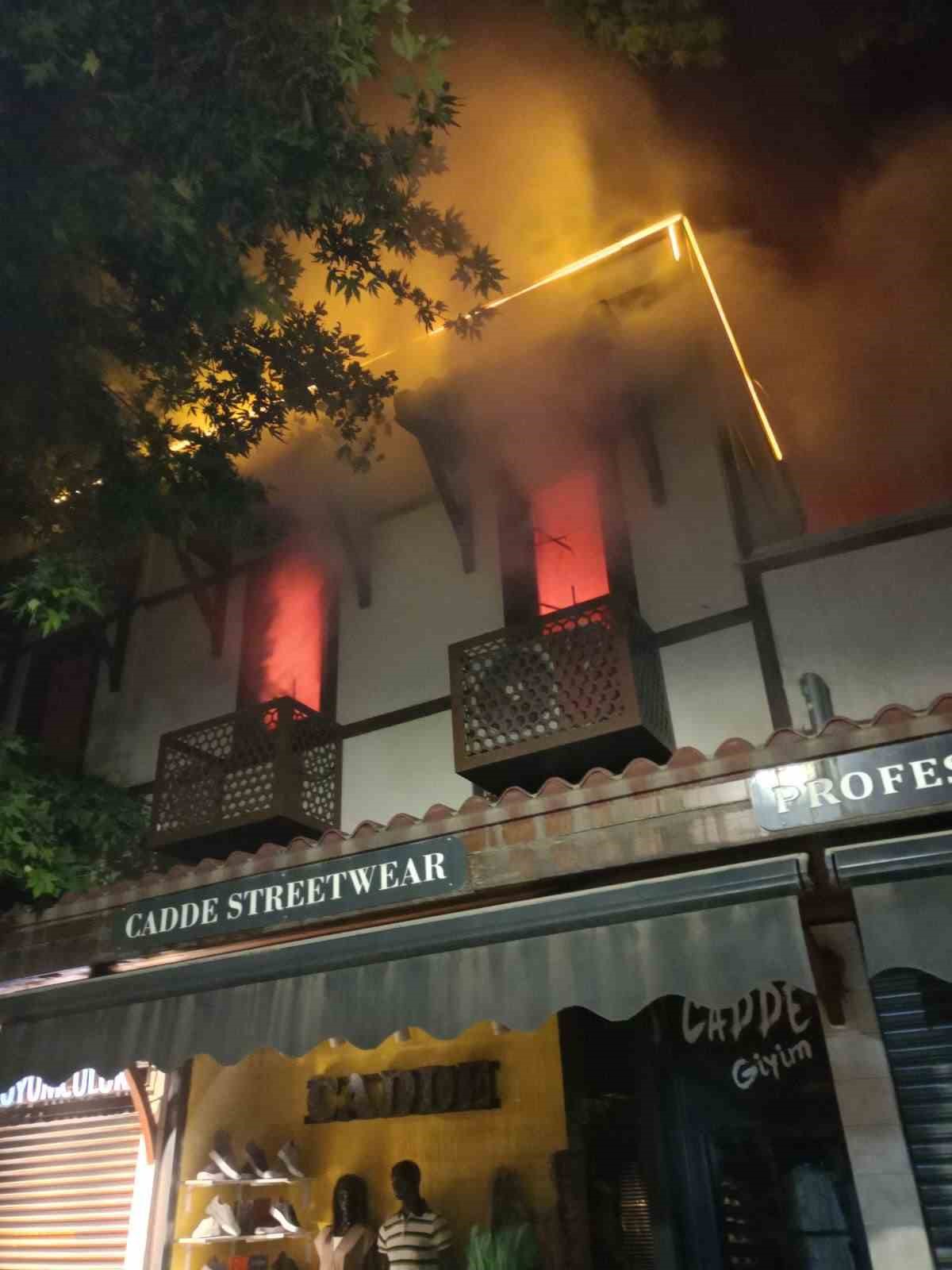 Kahramanmaraş’ta iş yeri yangını