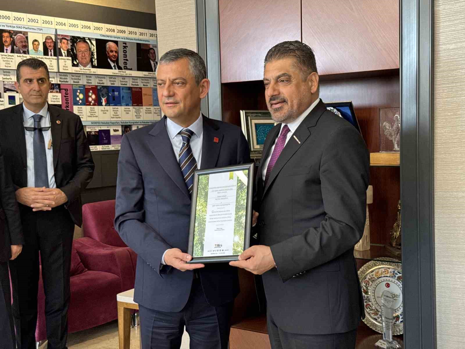 CHP Genel Başkanı Özel, TÜRKONFED’i ziyaret etti