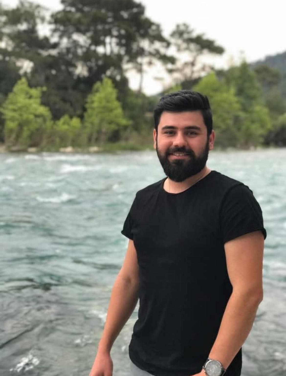 Otomobille çarpışan motosikletin sürücüsü hayatını kaybetti