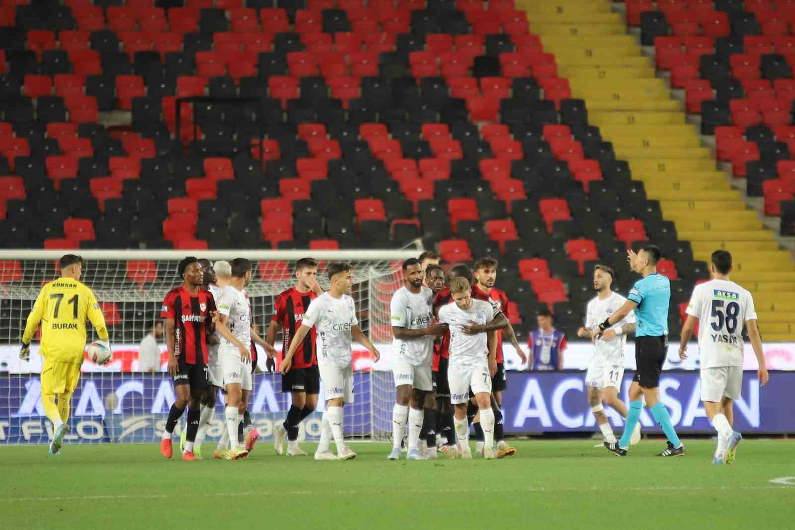 Trendyol Süper Lig: Gaziantep FK: 2 - Kasımpaşa: 2 (Maç sonucu)