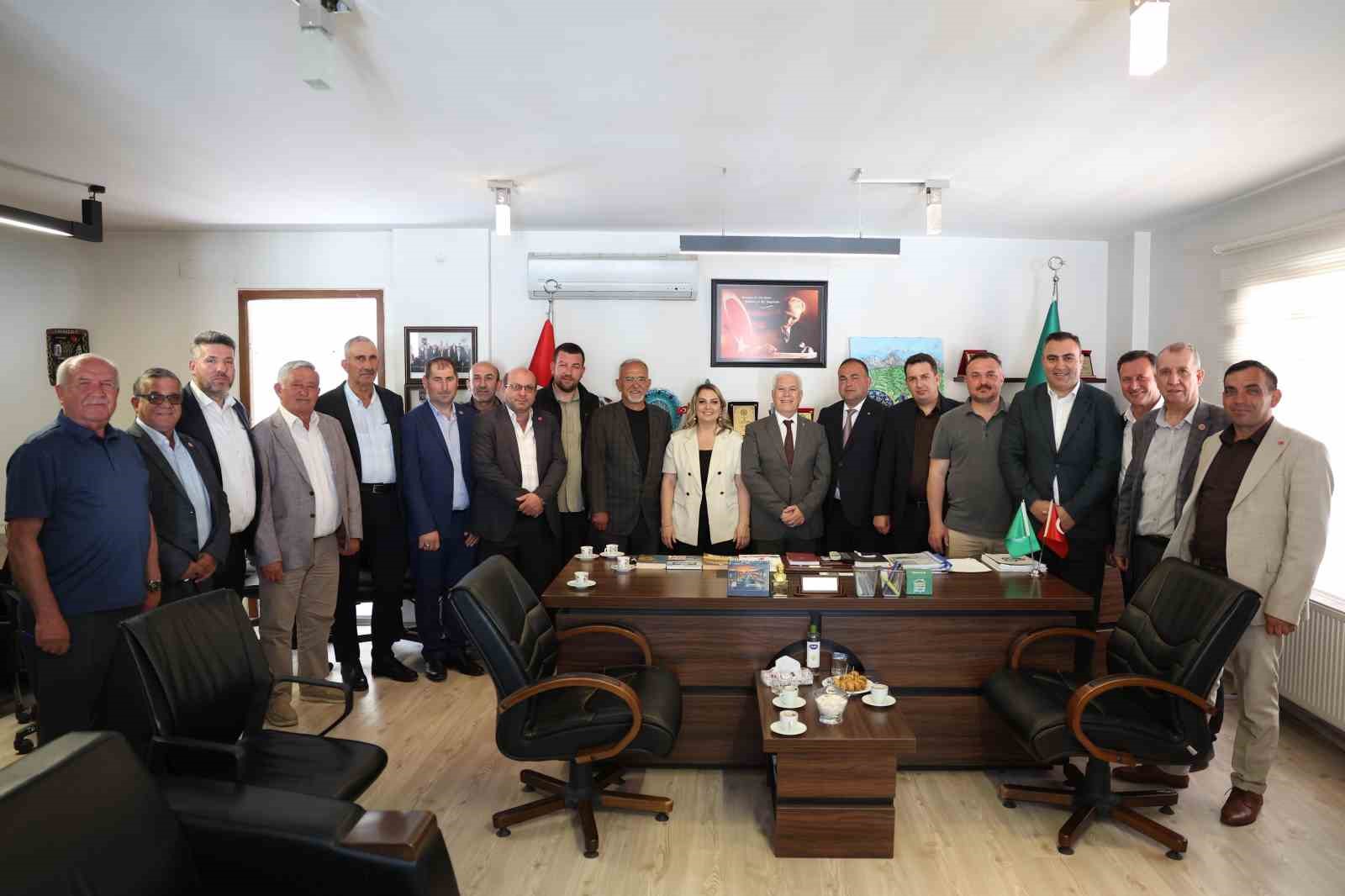 Büyükşehir’den Dünya Çiftçiler Günü’nde üreticilere destek