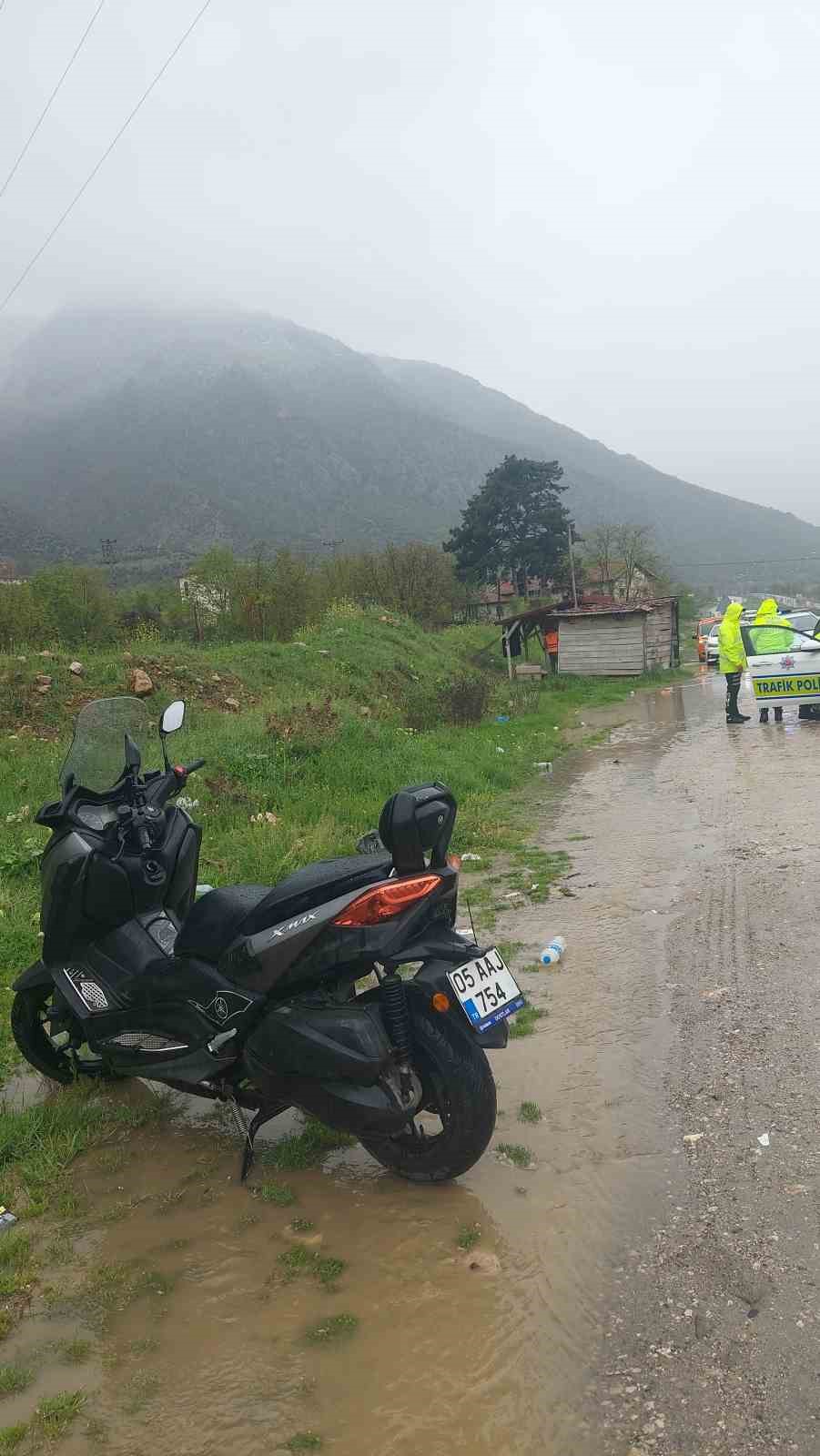 Motosiklet kazasında ağır yaralanan öğretmenden 35 gün sonra acı haber