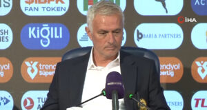 Jose Mourinho: "Bugünkü maç 1-0 iken her şeye karar verilmişti"