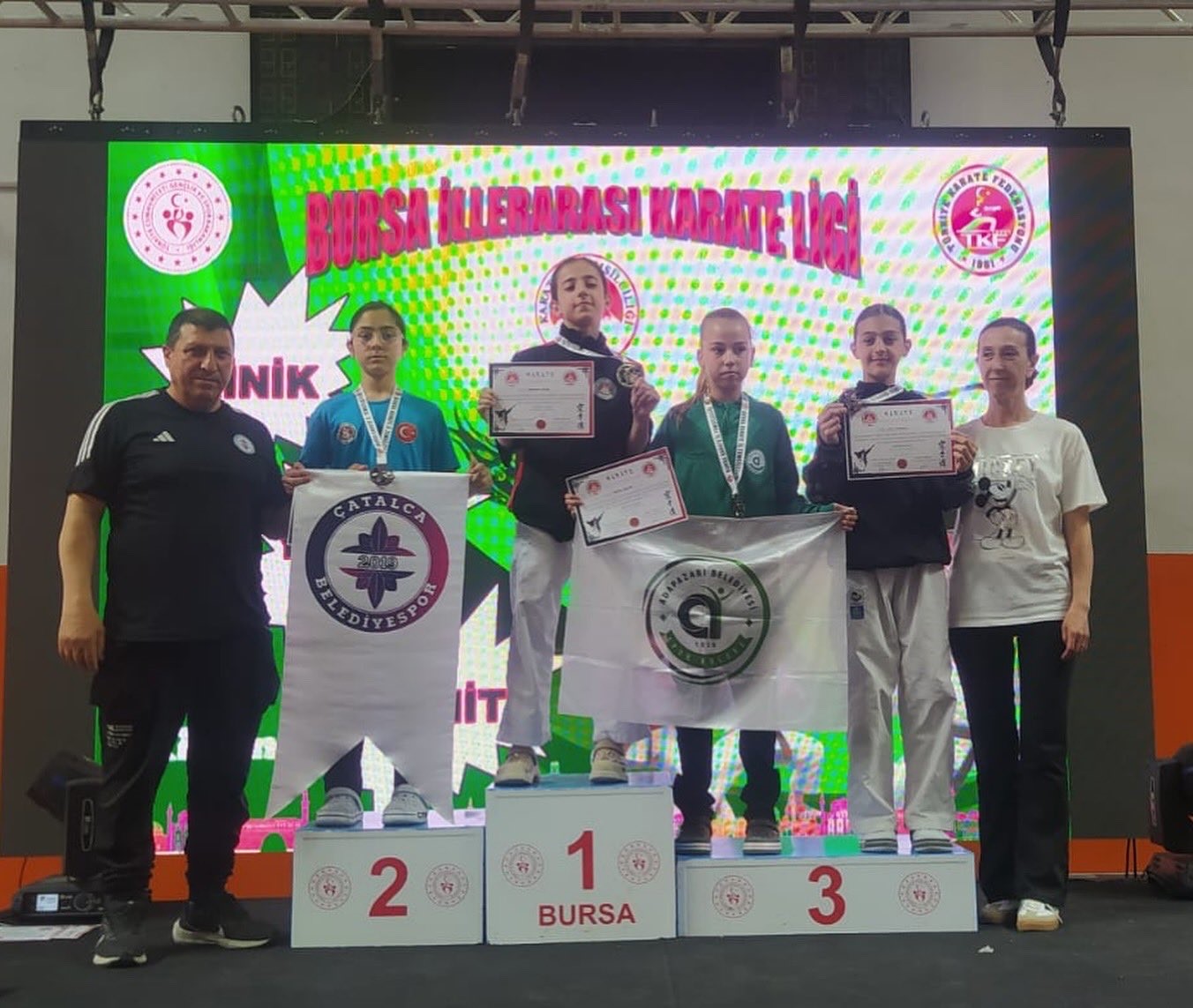 Eskişehirli sporcular ’İller Arası Karate Ligi’nde derece elde etti