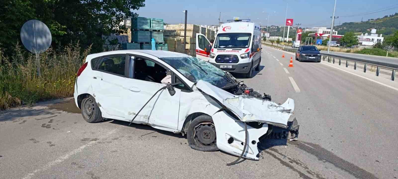 Çanakkale’de trafik kazası: 2 yaralı