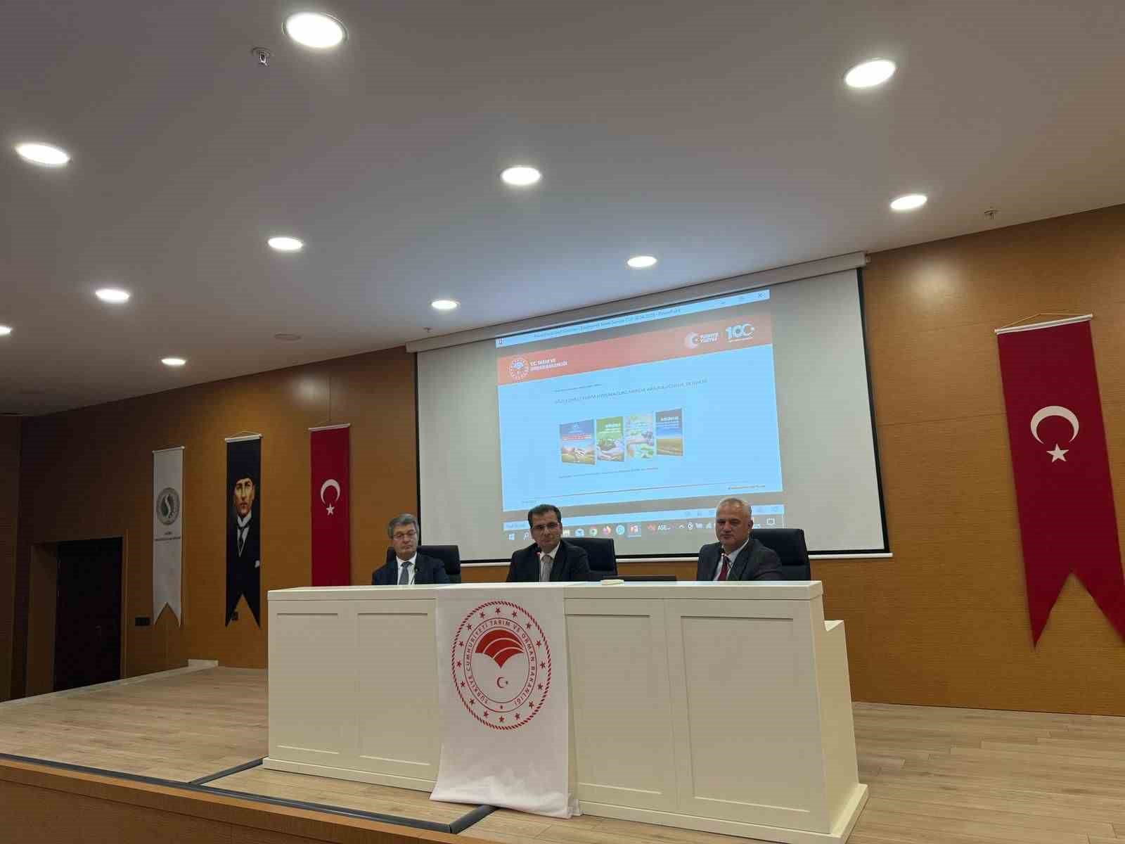 Salihli’de ‘Sözleşmeli tarımsal üretim’ toplantısı yapıldı