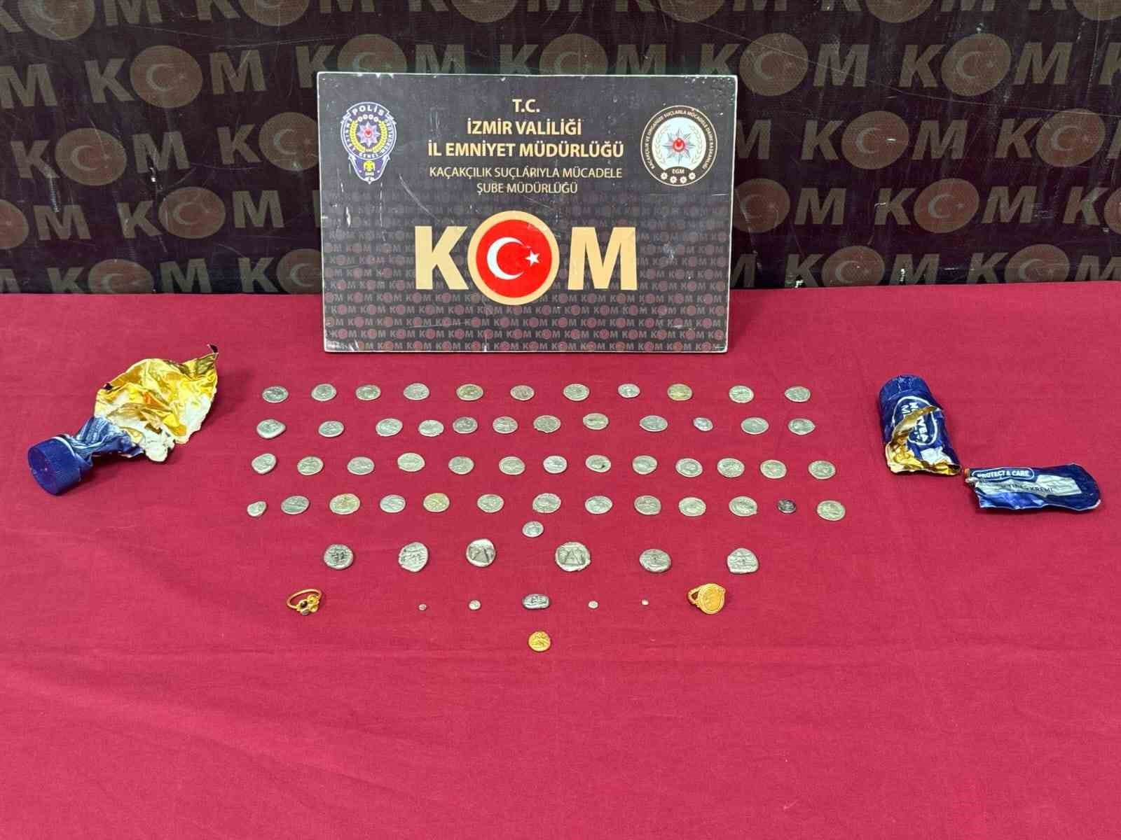 Diş macunu tüplerine saklamışlardı, valiz kontrolünde yakalandı