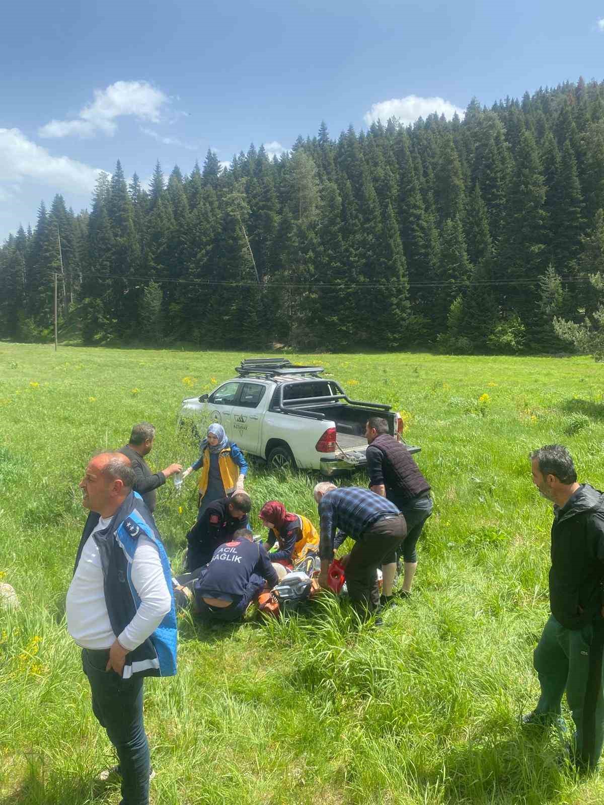 Kastamonu’da yoldan çıkan otomobil dereye uçtu: 1 ölü, 1 yaralı