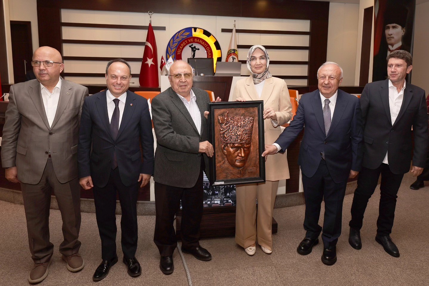 Afyon Eğitim Vakfı’ndan 910 öğrenciye karşılıksız burs desteği