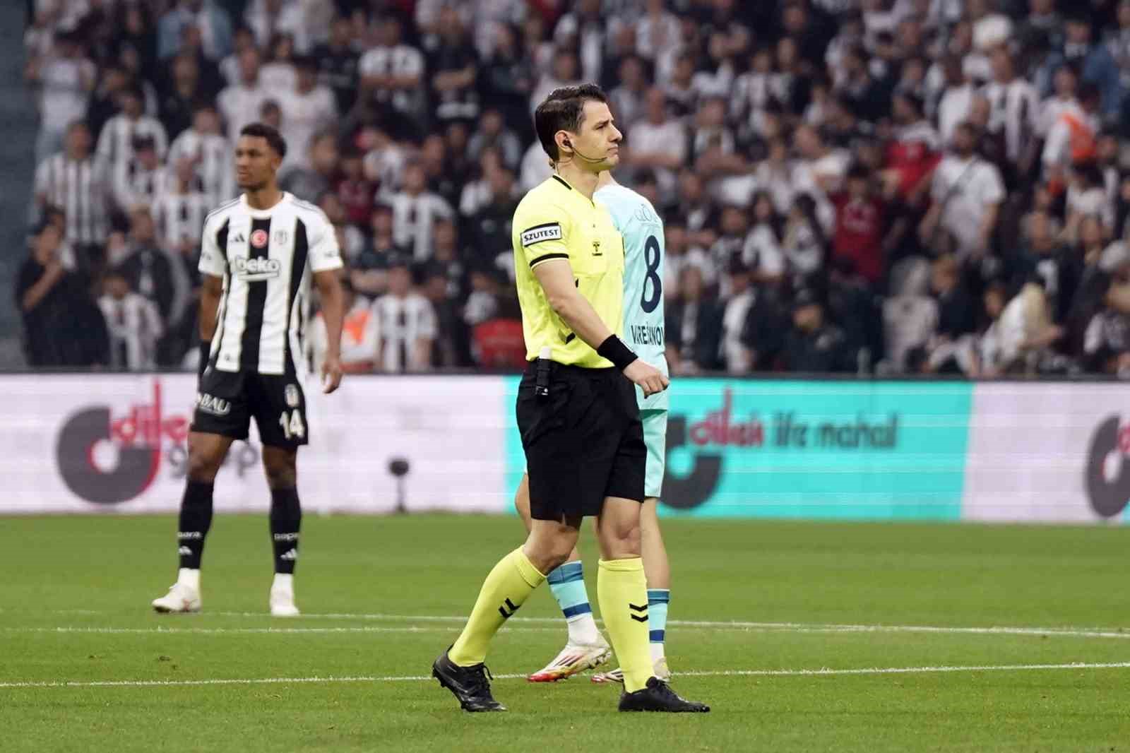 Trendyol Süper Lig: Beşiktaş: 0 - Çaykur Rizespor: 0 (Maç devam ediyor)