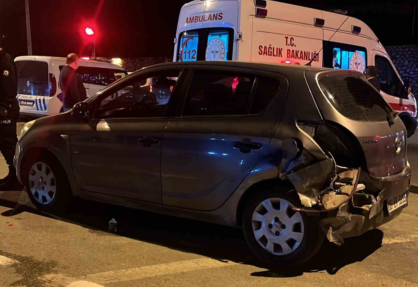 Karabük’te iki otomobil çarpıştı: 4 yaralı