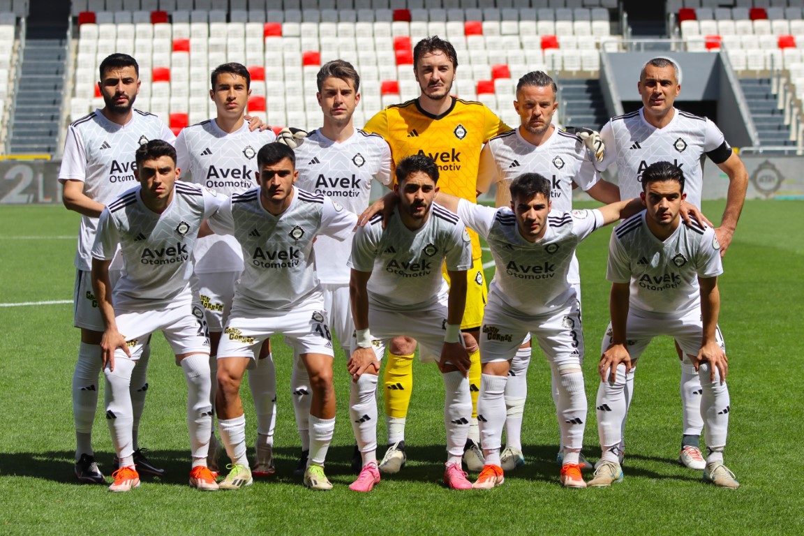 Türk futbolunun köklü takımlarının önlenemez seri düşüşü