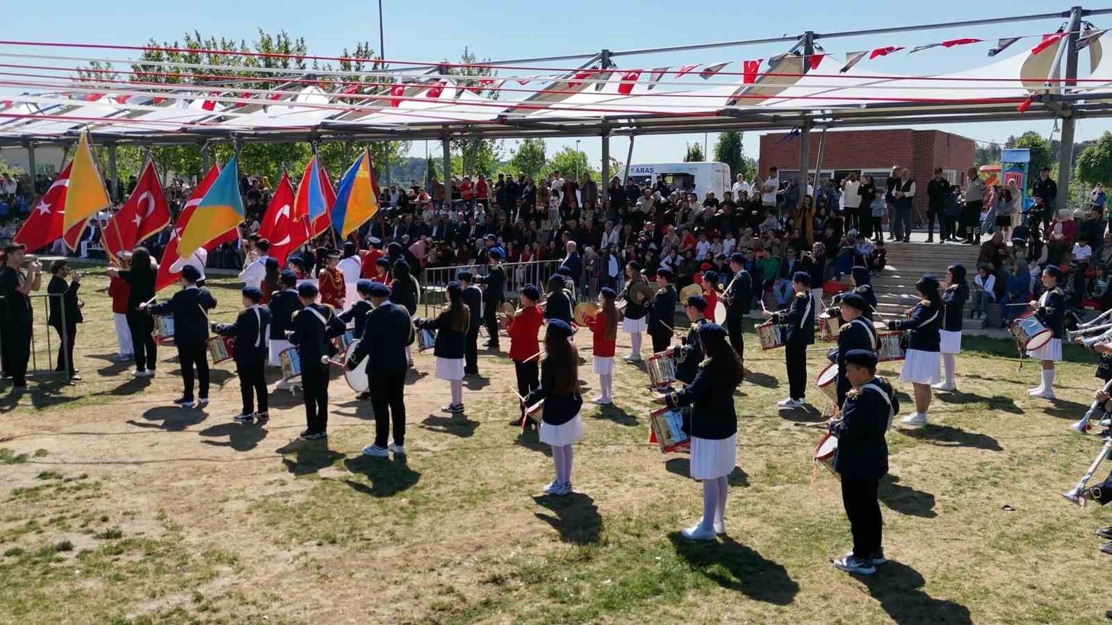 Arnavutköy’de 19 Mayıs Gençlik ve Spor Bayramı coşkuyla kutlandı