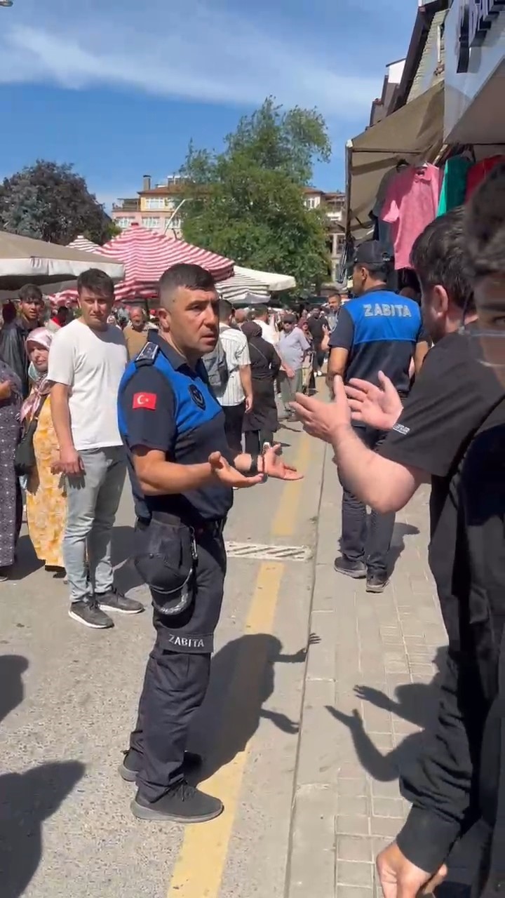 Festivali öncesi zabıtalar ve pazarcılar arasında tartışma çıktı