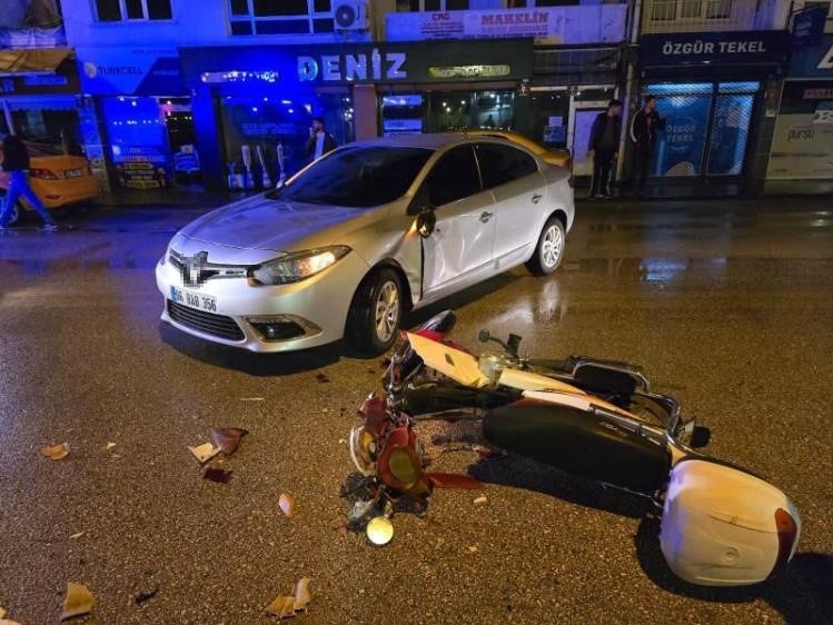 Ankara’da motosikletle otomobil çarpıştı: 1 yaralı