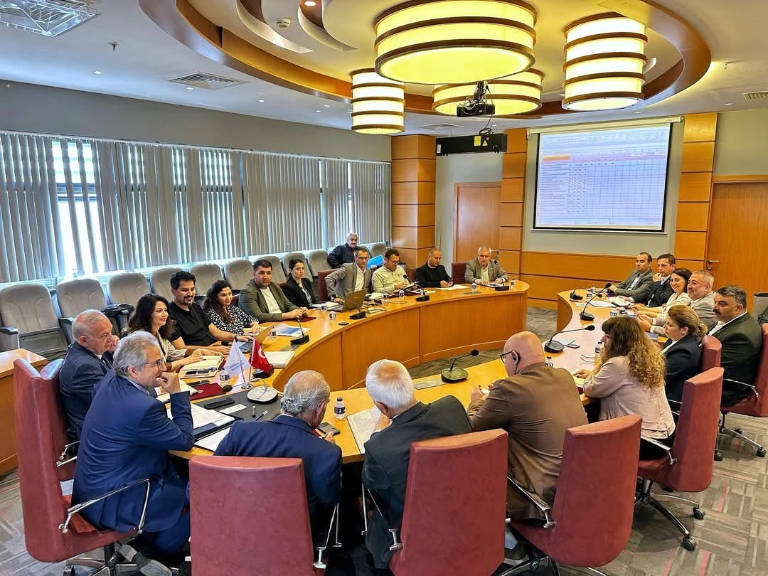Bandırma Belediye Başkanı Dursun Mirza, geleceğe yönelik yeni projeleri değerlendirdi