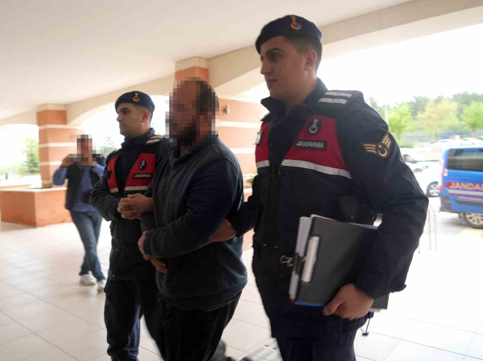 Çiftlik evlerini kenevir serasına çeviren sanıkların yargılanmasına devam edildi