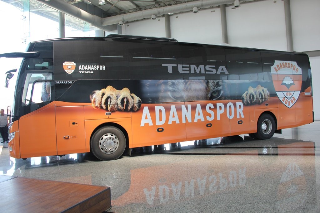 Adanaspor’da kulüp otobüsü haczedildi