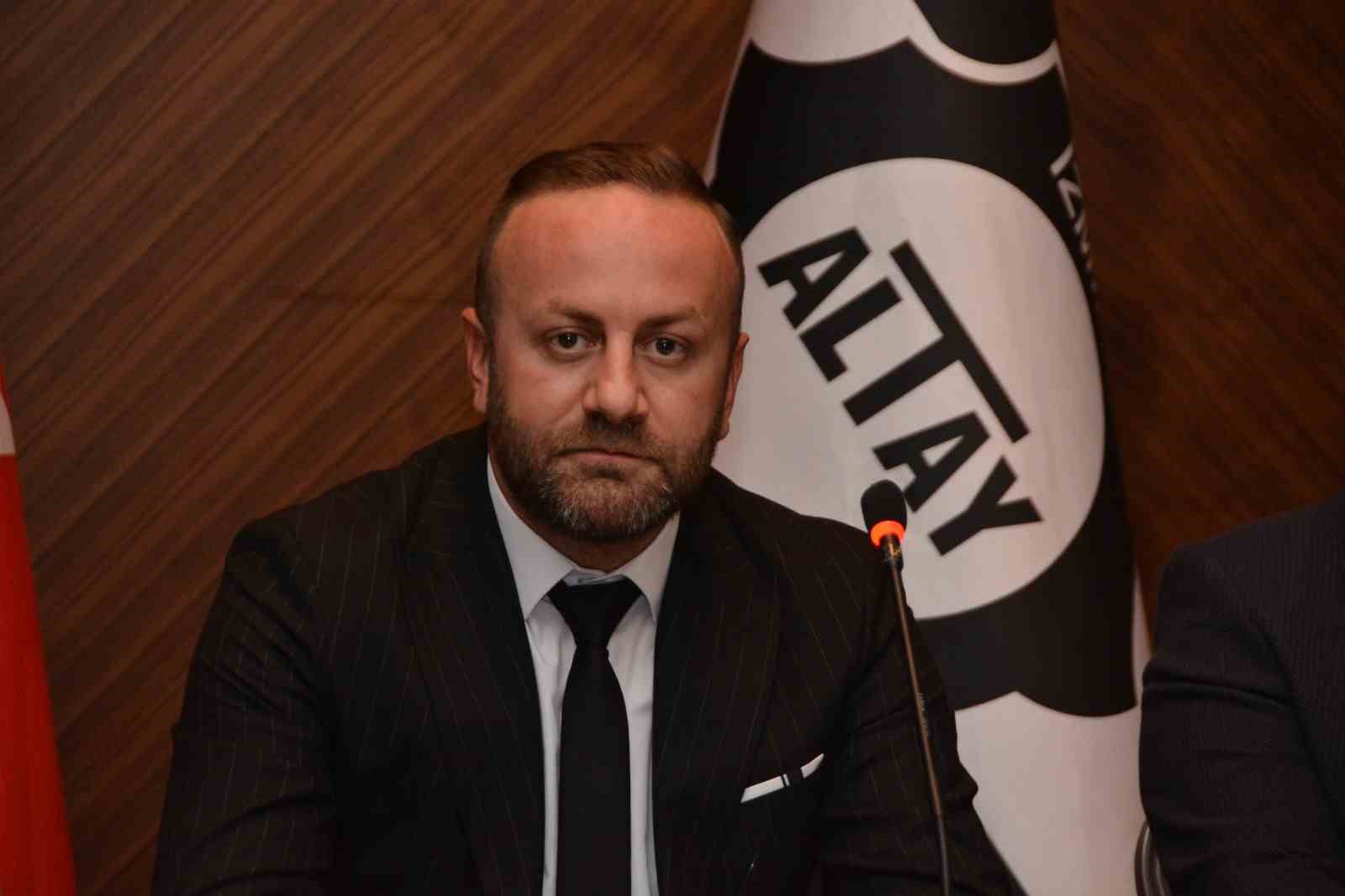 Sinan Kanlı, Altay Spor Kulübü’ne başkan adaylığını açıkladı