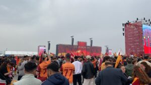 Galatasaraylı taraftarlar Yenikapı’ya akın etti