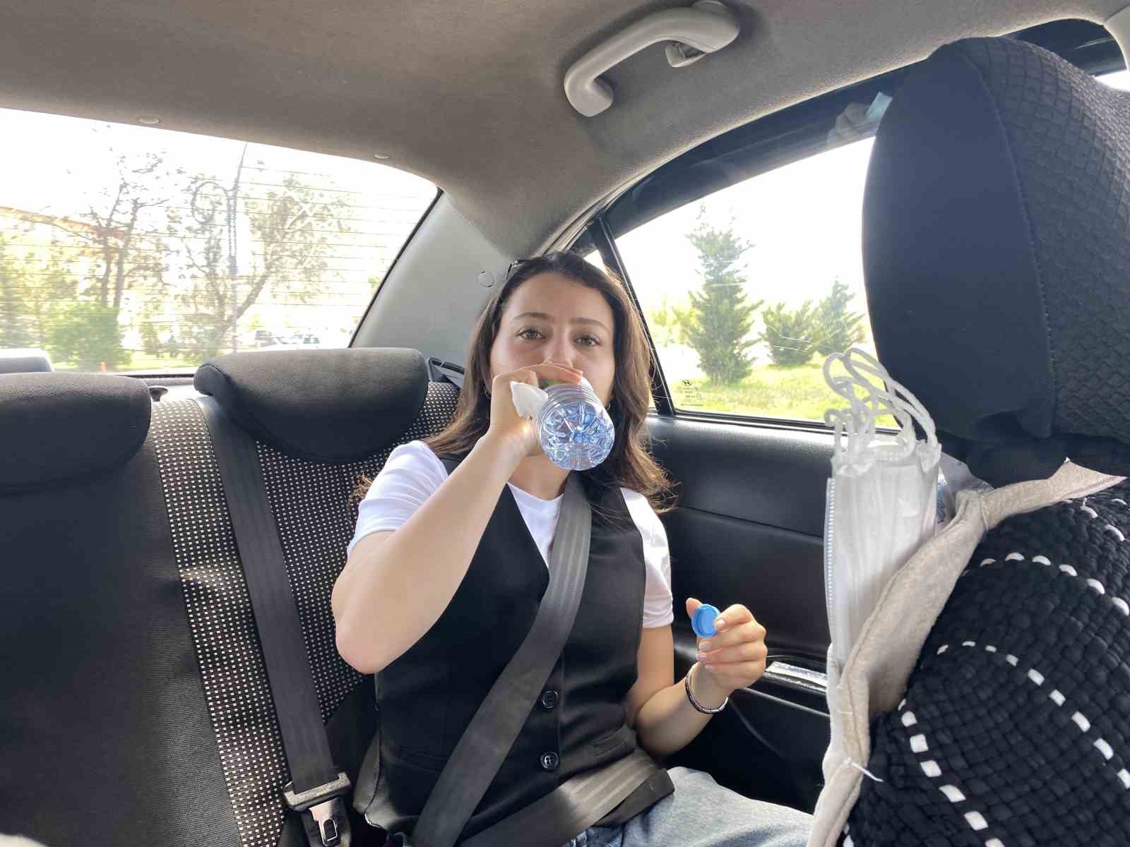 Taksisine hijyen köşesi kurdu, müşteri memnuniyeti katlandı