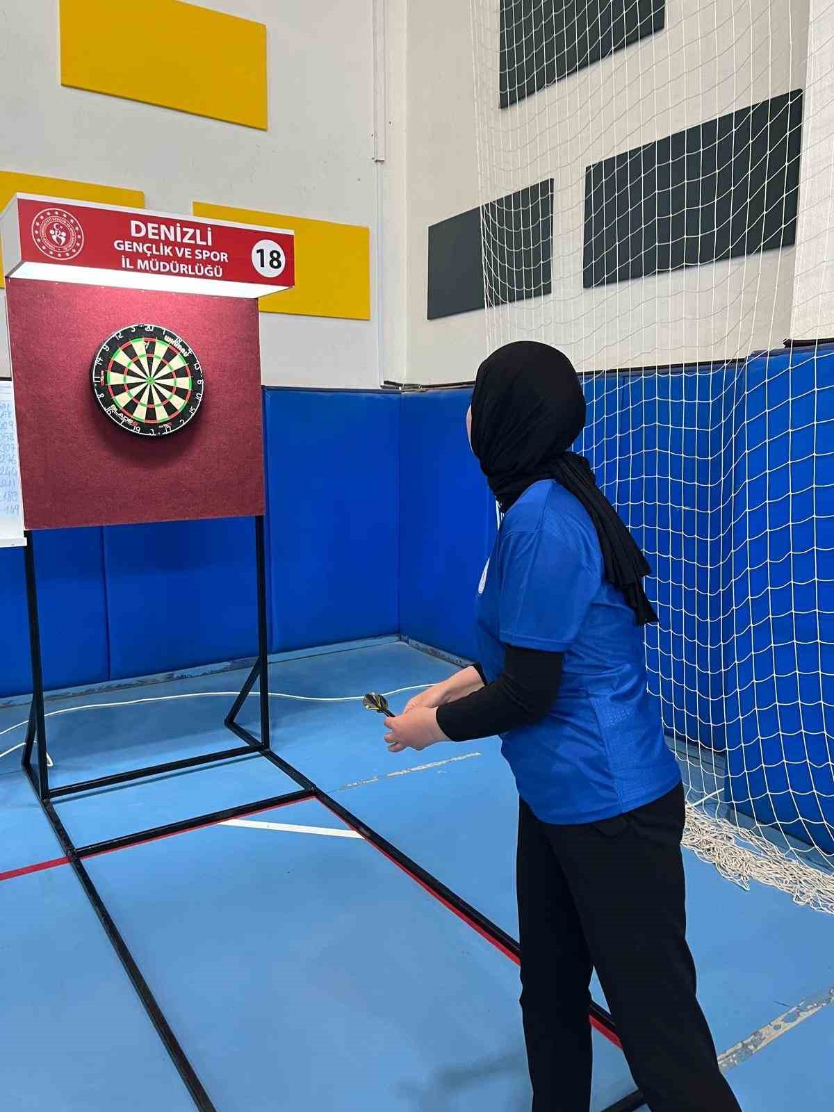 Manisa Yurt Lig Dart Takımı Türkiye üçüncüsü oldu