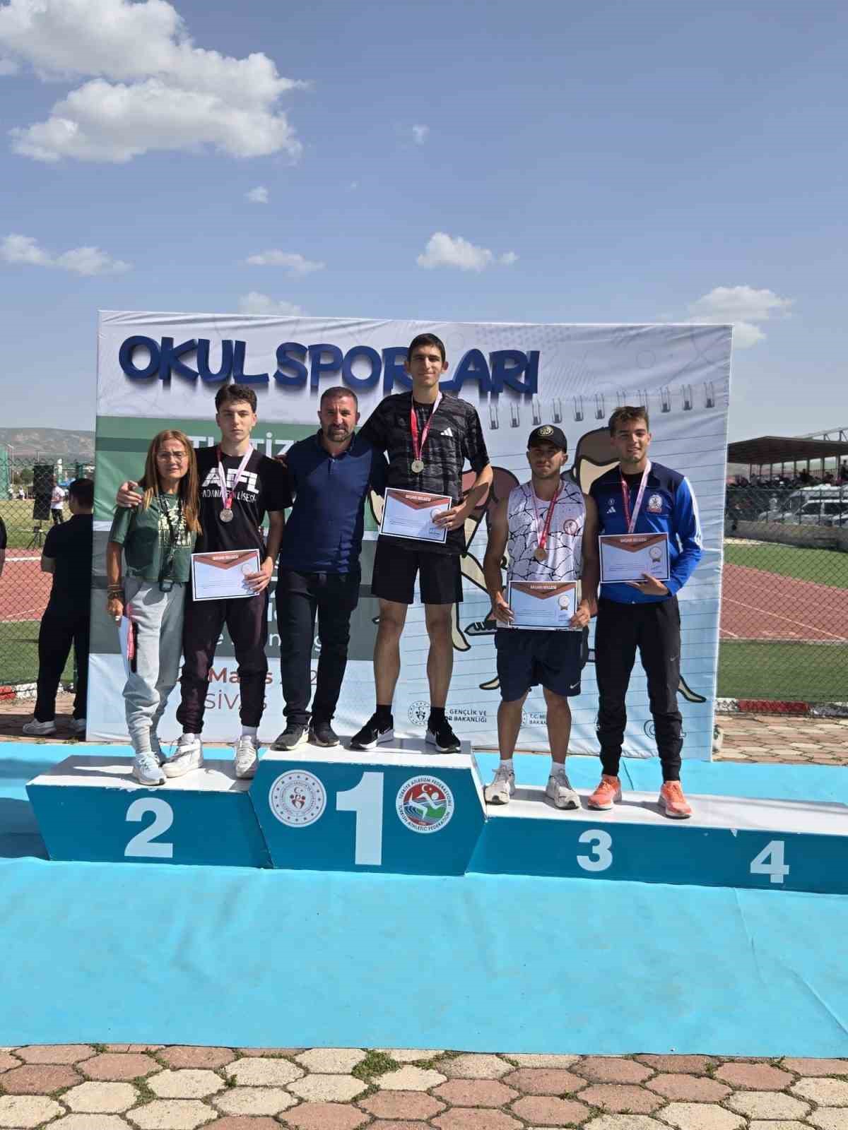 Atletizm şampiyonasında Aydınlı sporcular göz doldurdu
