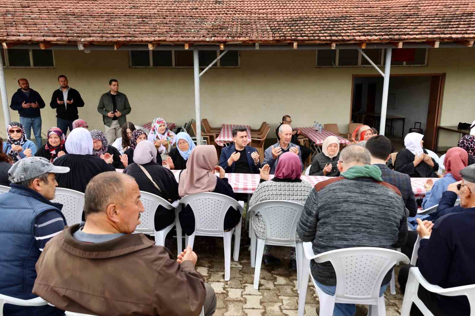 Hıdırellez şenliklerinde Vali Aygöl vatandaşlarla buluştu
