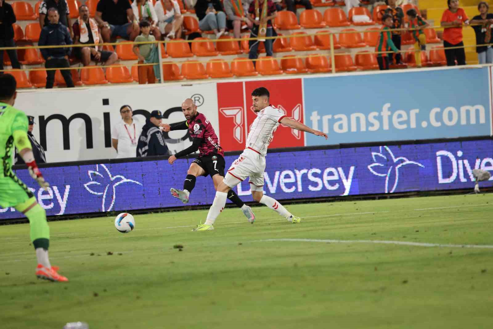 Trendyol Süper Lig: Alanyaspor: 2 - Sivasspor: 0 (Maç sonucu)
