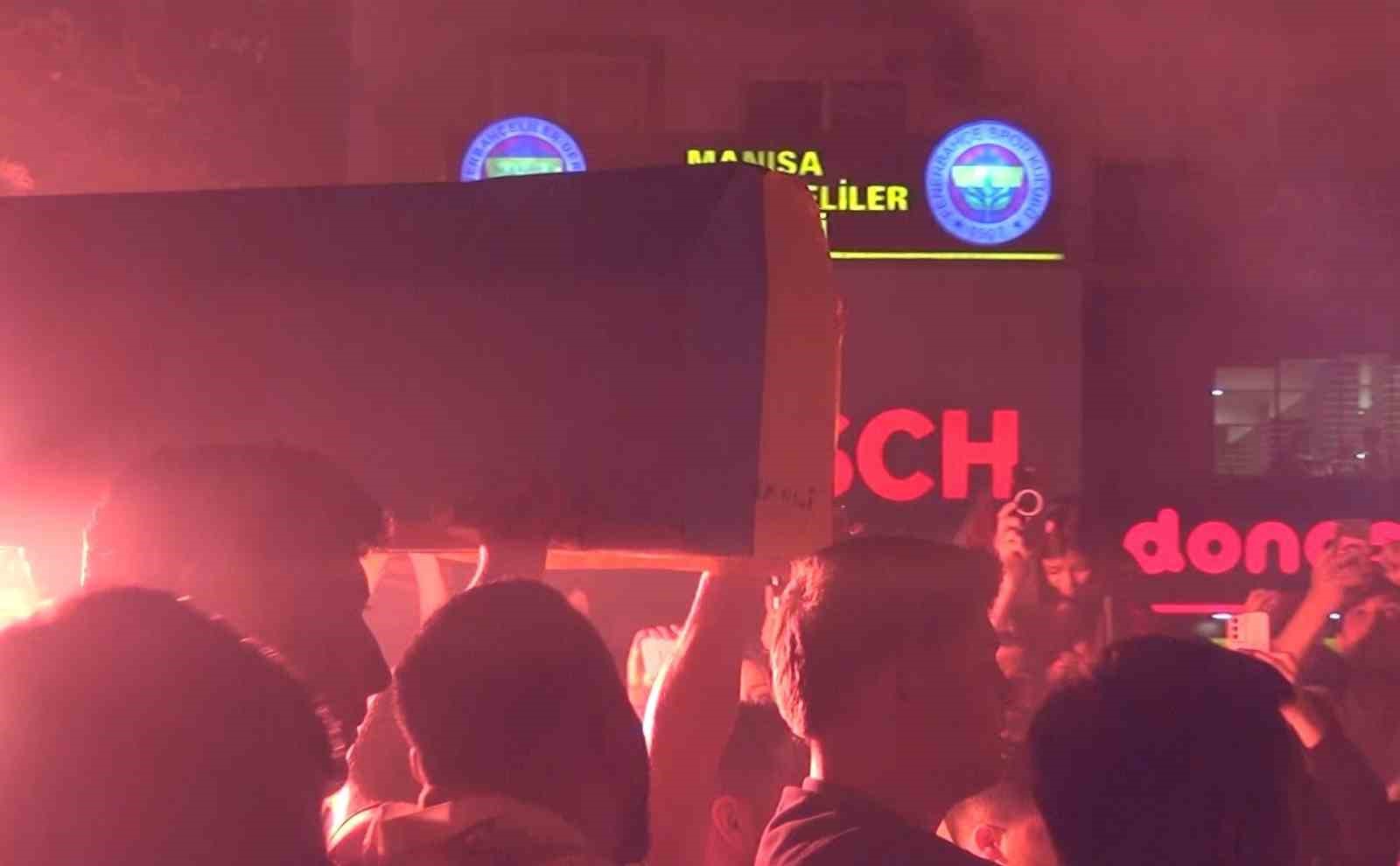 Galatasaray’ın şampiyonluğu Manisa’da coşkuyla kutlandı