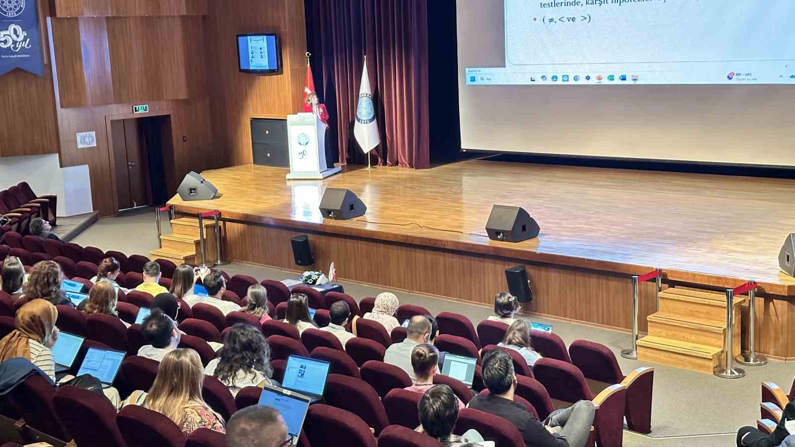 50. yılda 50 katılımcı ile akademik buluşma