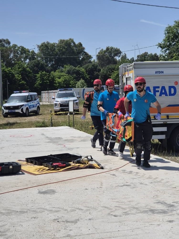 Aydın’da afetlere hazırlık tatbikatı başarıyla tamamlandı