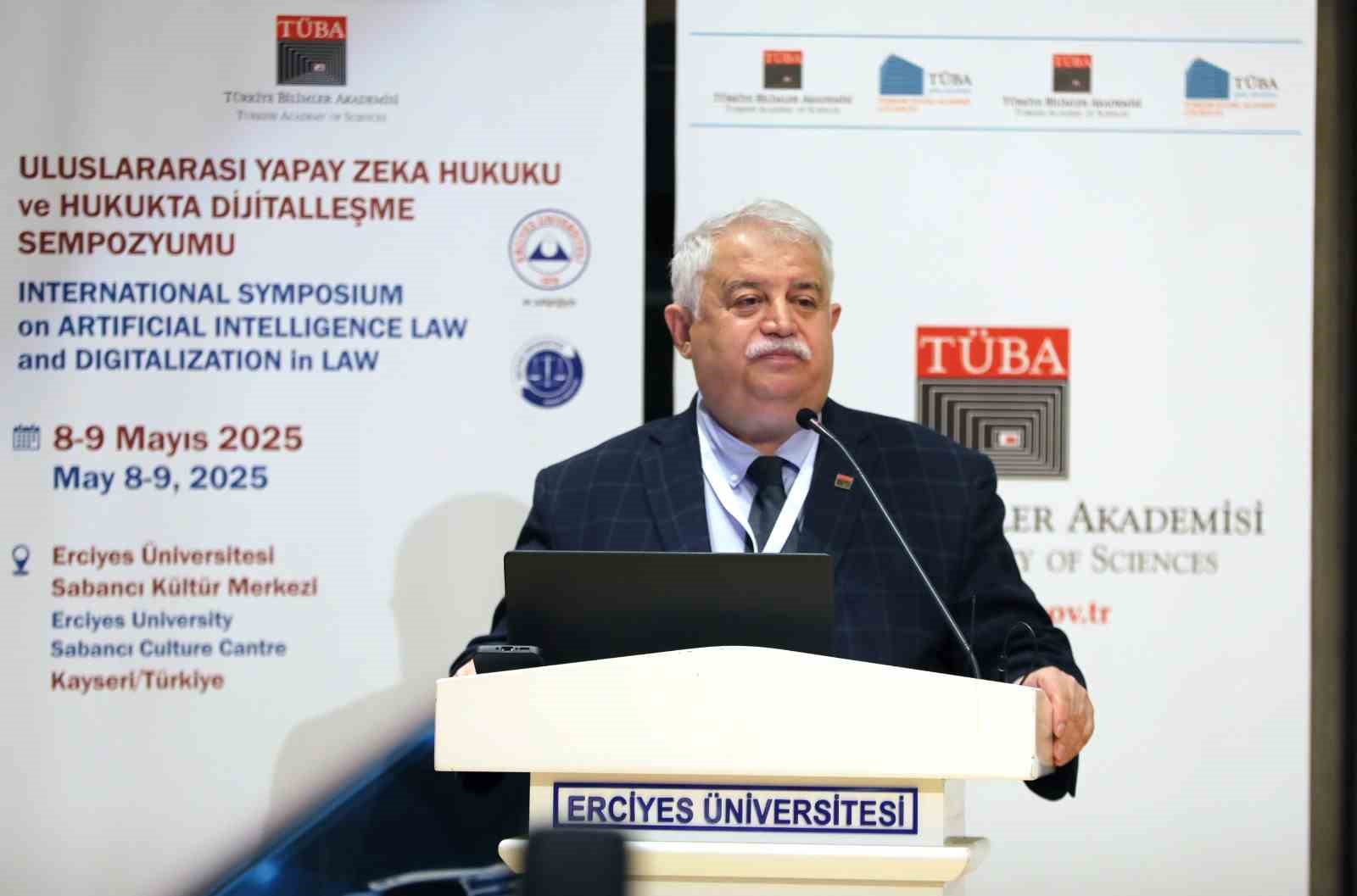 Erciyes Üniversitesi’nde ’Uluslararası Yapay Zeka Hukuku ve Hukukta Dijitalleşme Sempozyumu’ düzenlendi