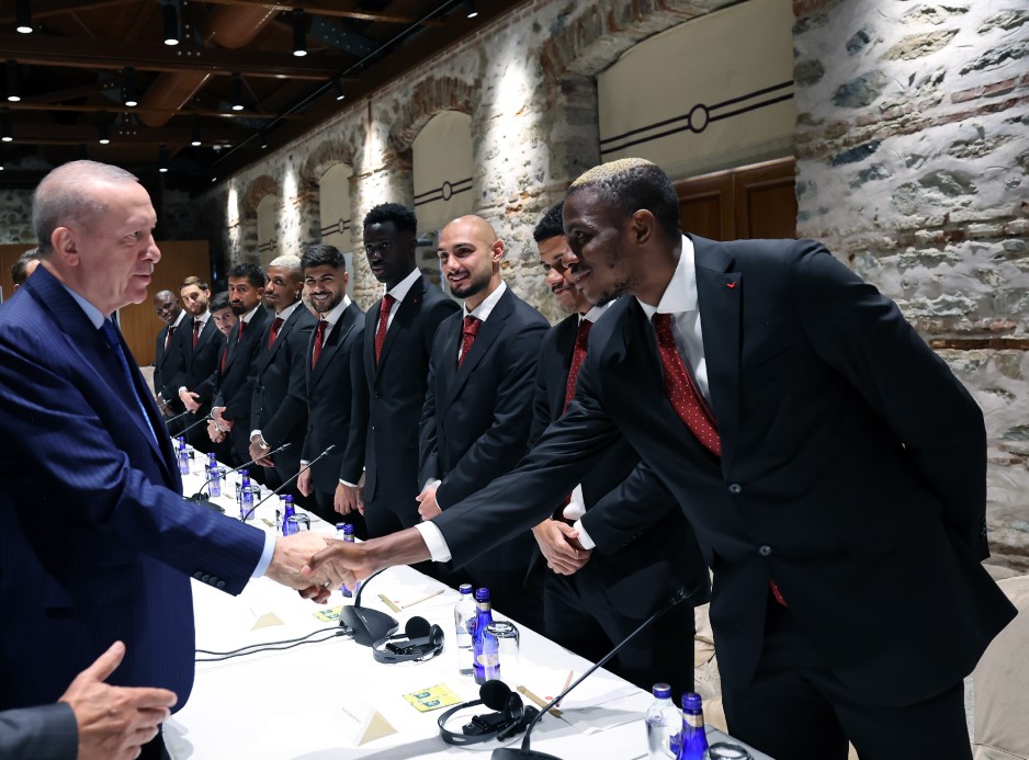 Cumhurbaşkanı Erdoğan, Galatasaray’ı kabul etti