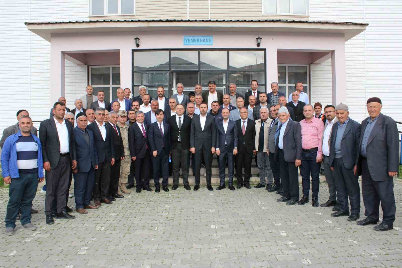 Tatvan’da bölgesel muhtarlar toplantısı yapıldı