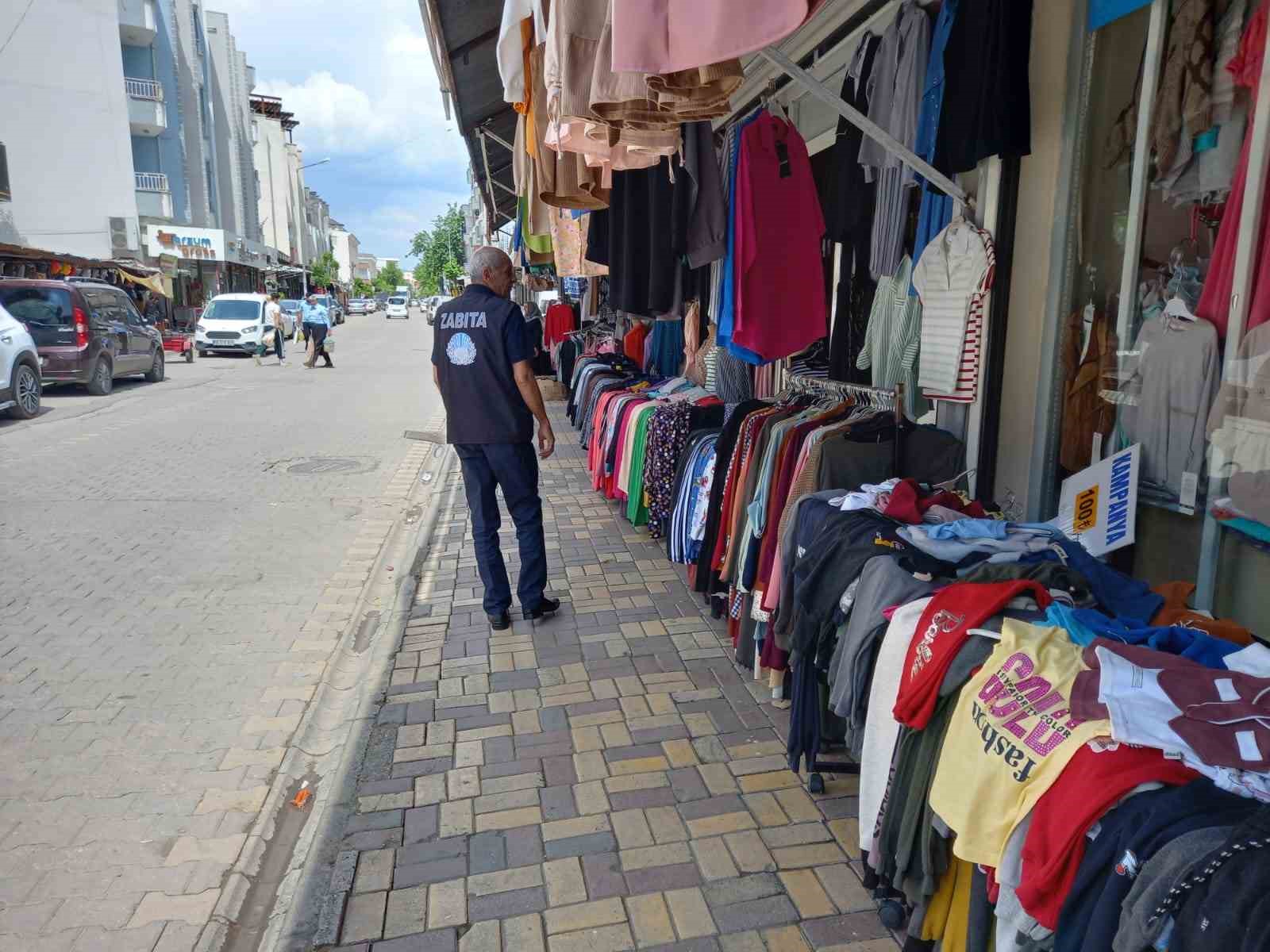 Kahta Belediyesi’nden kaldırım işgallerine karşı sıkı denetim