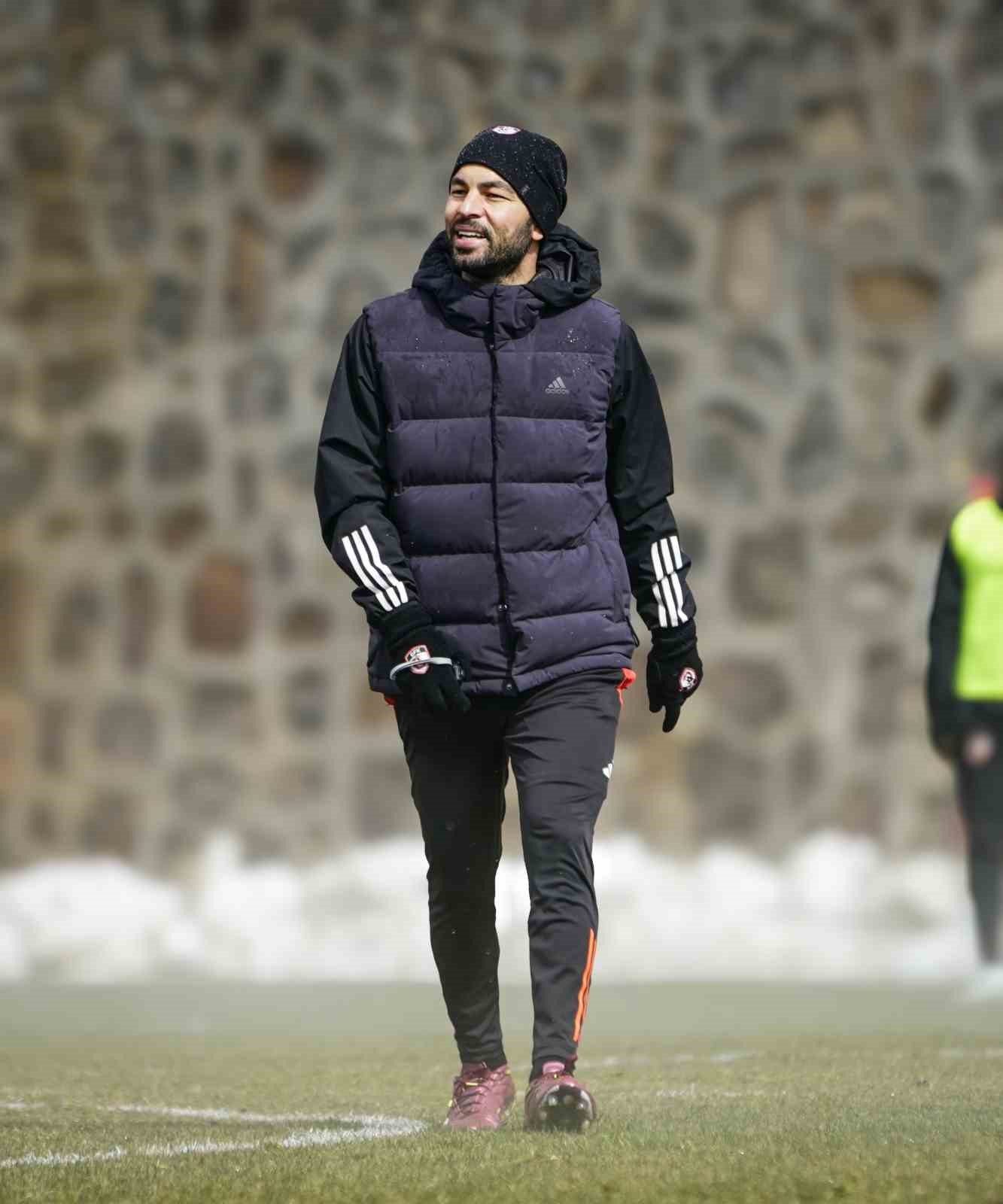 Kocaelispor’da çarşamba günü Selçuk İnan ile görüşme yapılacak