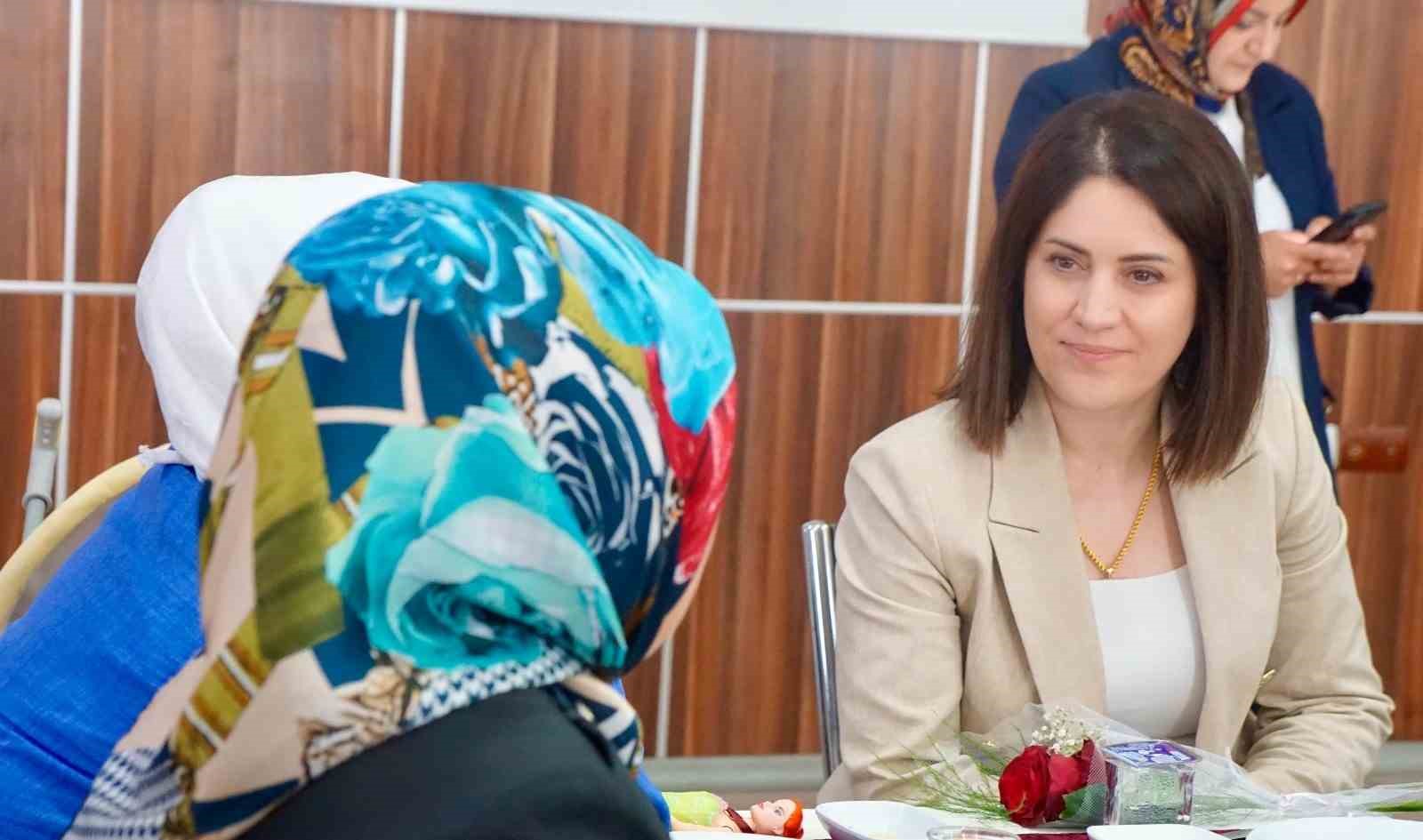 Karabük’te şehit anneleri yemekte buluştu