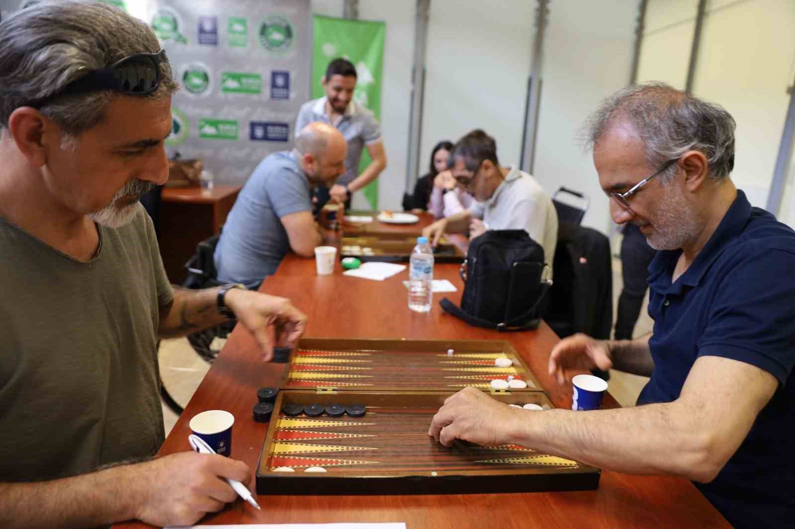 Bursa’da zarlar eşitlik için atıldı