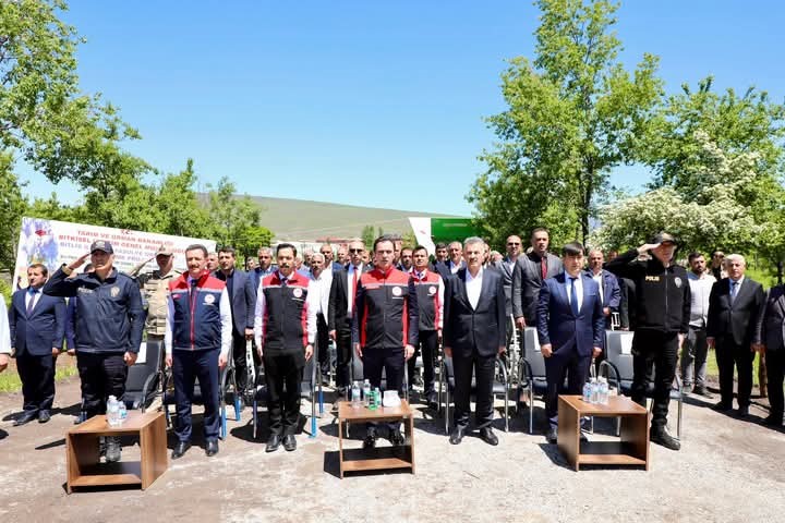 Vali Karakaya, Fasulye Tohumu Dağıtım Töreni’ne katıldı