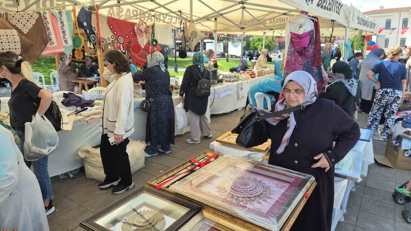 Gözleme dumanı yükseldi kadın emeği konuştu