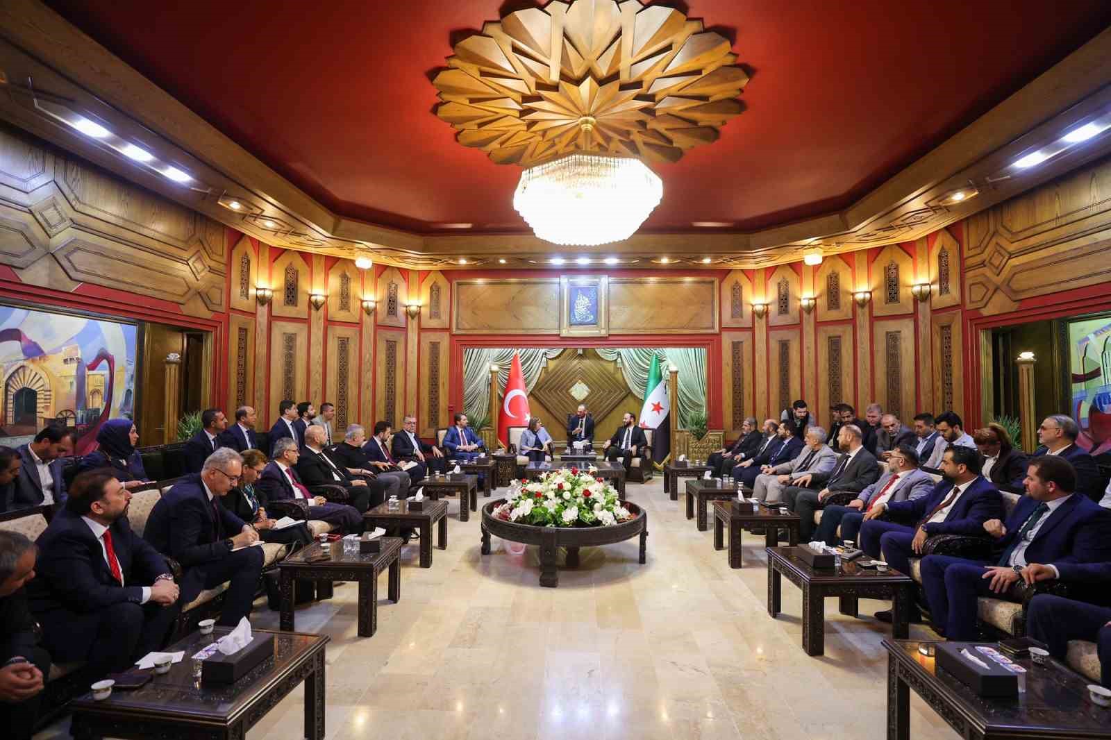 Başkan Şahin, Halep’te