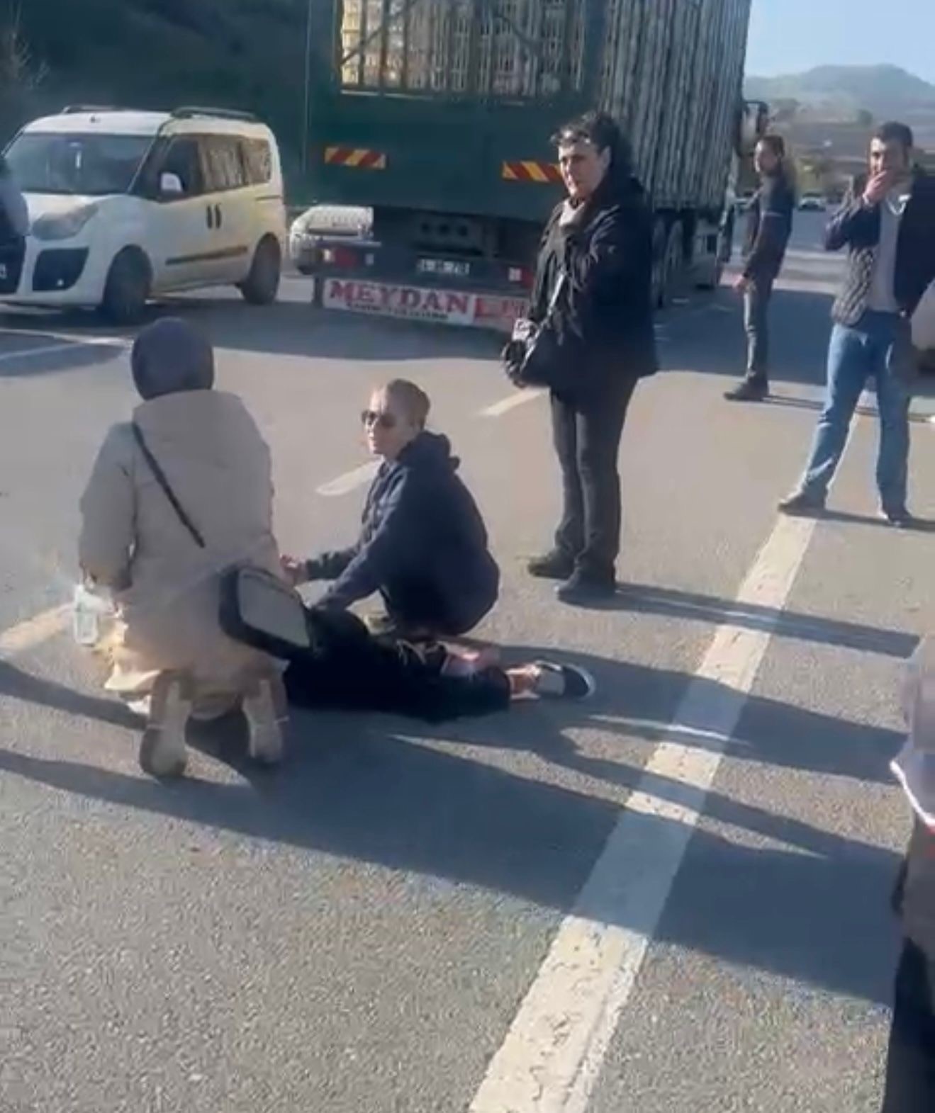 Yenişehir’de kontrolden çıkan motosiklet devrildi: 1 ölü, 1 yaralı