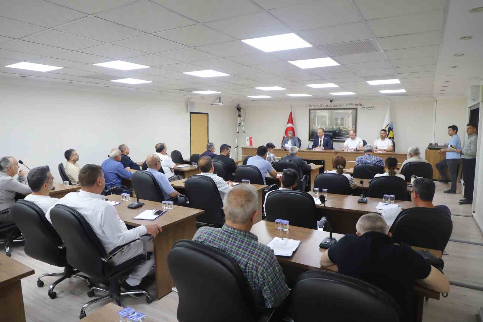 Turgutlu Belediye Meclisi olağanüstü toplandı