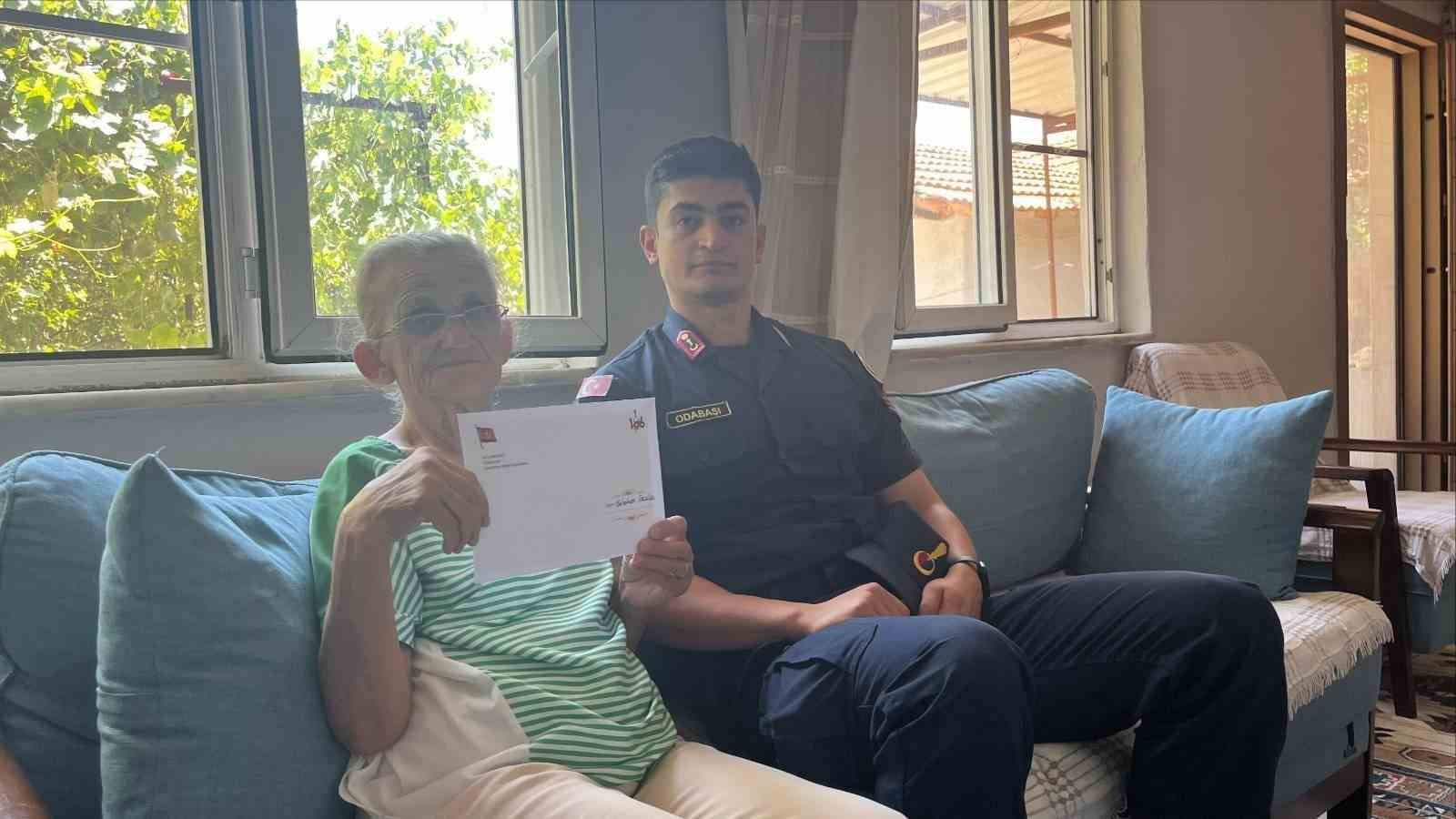 Sultanhisar’da jandarma ekipleri şehit ailelerini bayramda unutmadı