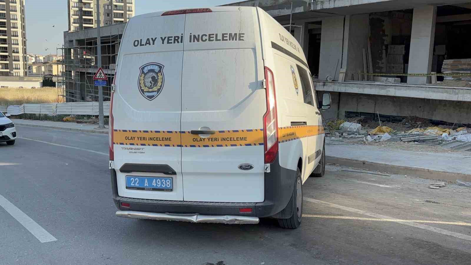 Edirne’de inşaat işçileri arasında kavga: Polis cop ve biber gazıyla müdahale etti
